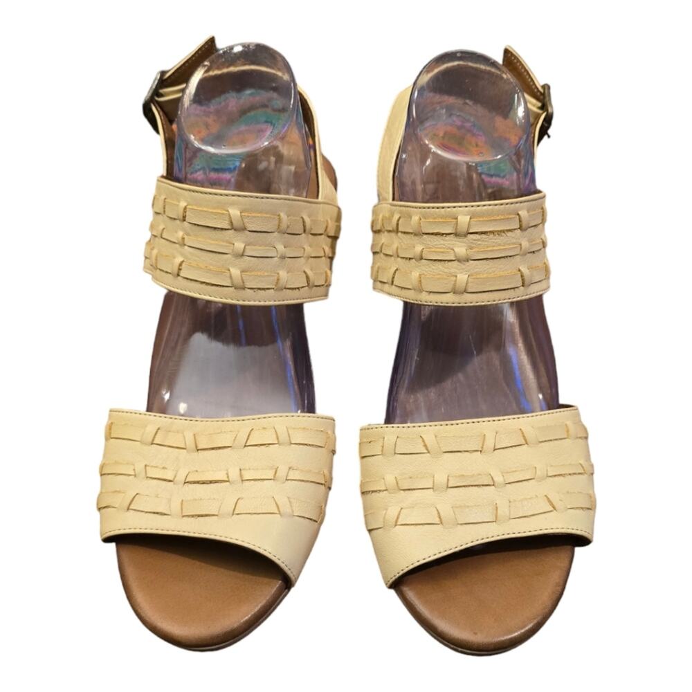 Bueno Sunshine Cream Woven Leather‎ Sandals Size 42 US 11